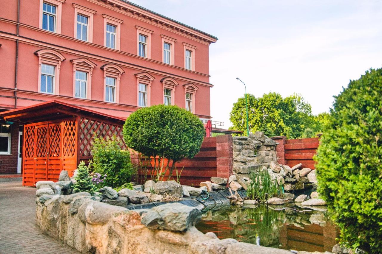 Grand Hotel Jaroměř Eksteriør bilde